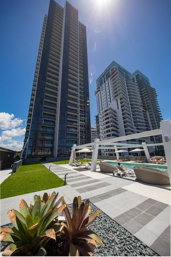 Dayday Premier Apartments At 2663 Gold Coast Hwy, Broadbeach エクステリア 写真