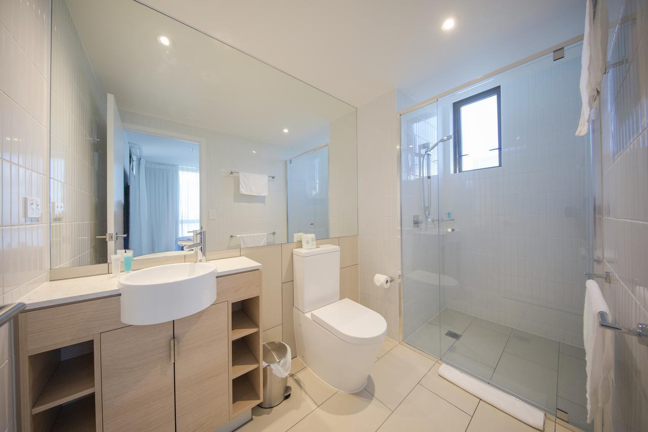 Dayday Premier Apartments At 2663 Gold Coast Hwy, Broadbeach エクステリア 写真
