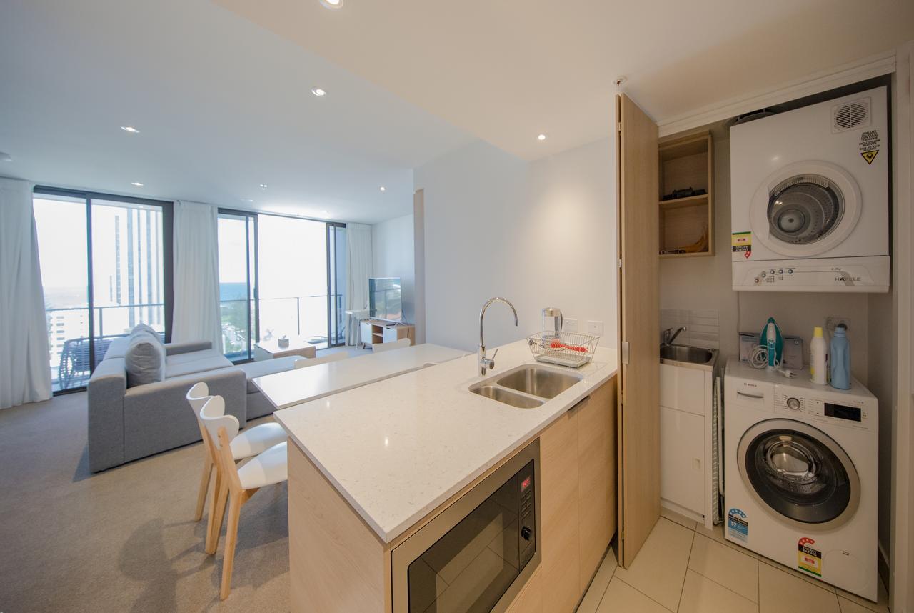 Dayday Premier Apartments At 2663 Gold Coast Hwy, Broadbeach エクステリア 写真